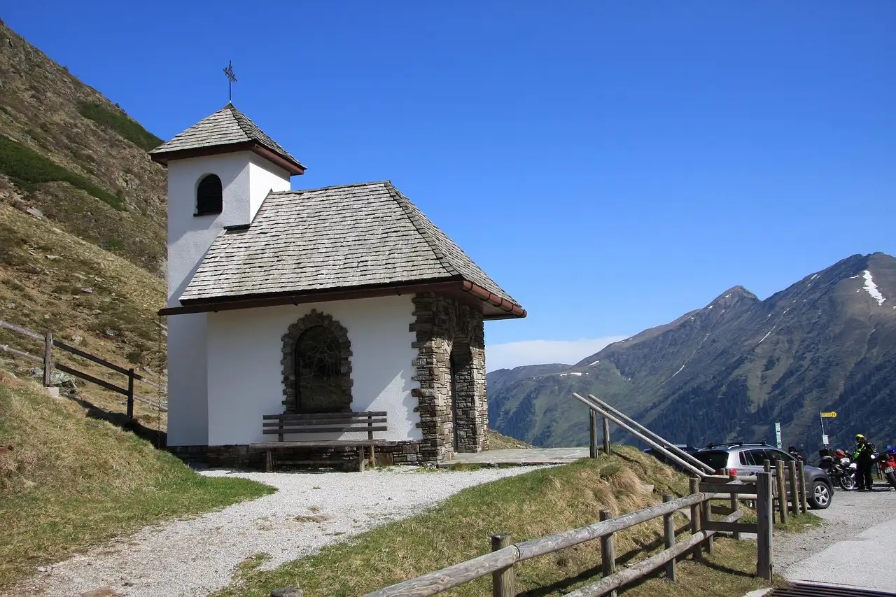 Corrugated Metal Roofing: Practical Guide